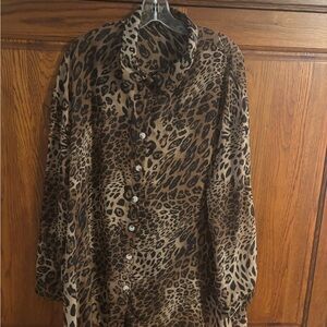 Leopard Print Button-Front Sheer blouse